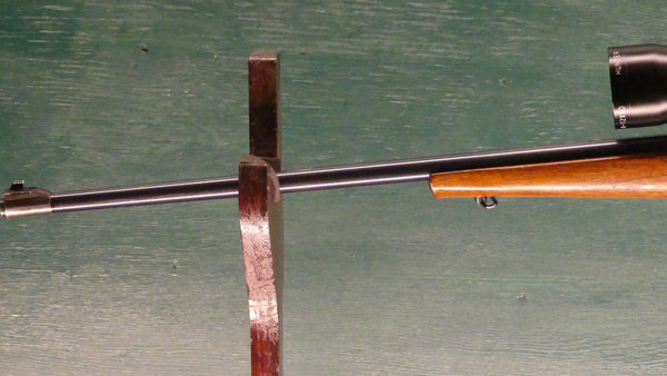 No. 210593 Anschütz-Sako Mod. 1532 Bolt Action Rifle .222rem (2/22)