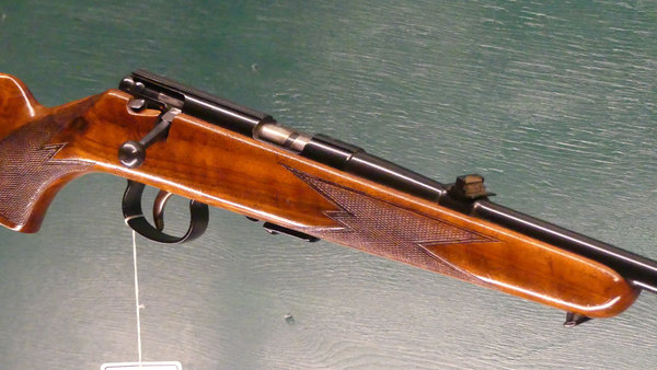 No. 210602 Anschütz bolt action rifle .22lr (2/22)