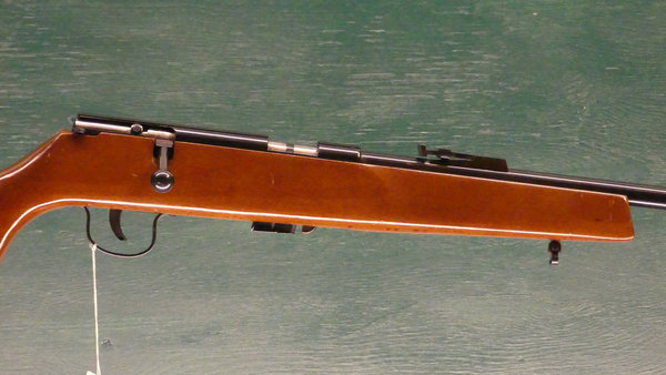 No. 210603 Voere bolt action rifle .22lr (2/22)