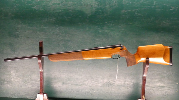 No. 220049 Walther Single Shot Rifle .22Hornet (4/22)