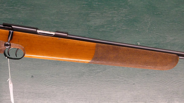 No. 220049 Walther Single Shot Rifle .22Hornet (4/22)