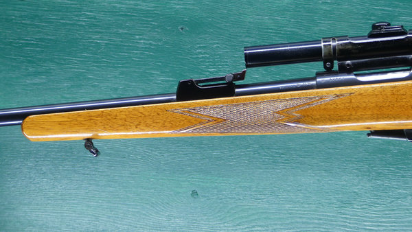 No. 220015 Walther bolt action rifle .22lr (4/22)